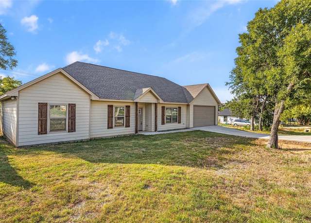Property at 5441 Tin Top Hwy, Granbury, TX 76048, 3 beds, 2 baths