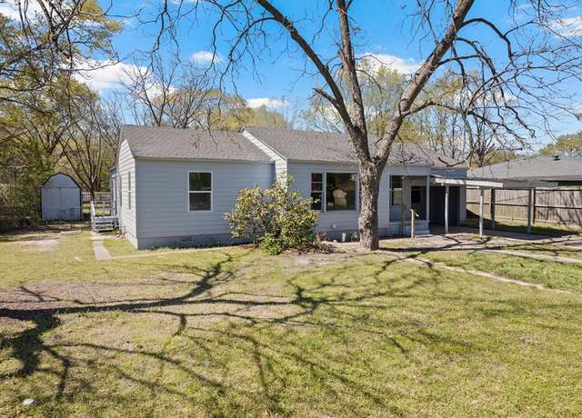 Property at 1308 Stephens Ave, Mount Pleasant, TX 75455, 4 beds, 2 baths