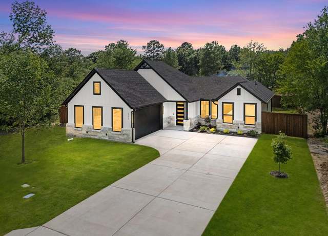 Property at 605 Utopia Rd, Tool, TX 75143, 3 beds, 2.5 baths