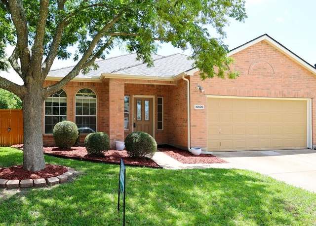 Property at 10606 Greenbriar Ln, Rowlett, TX 75089, 3 beds, 2 baths