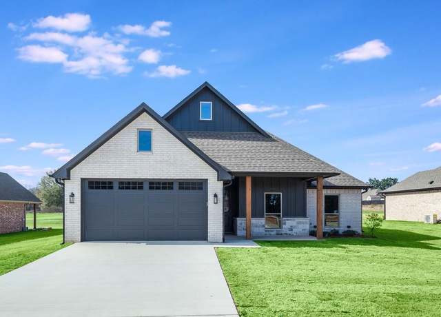 Property at 15092 High Country Acres Ln, Tyler, TX 75706, 3 beds, 2 baths