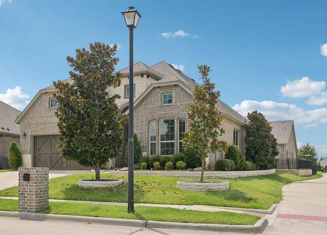 Property at 600 Race Dr, Heath, TX 75126, 3 beds, 2 baths