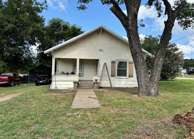 Property at 207 N 5th St, Santa Anna, TX 76878, 2 beds, 1 bath