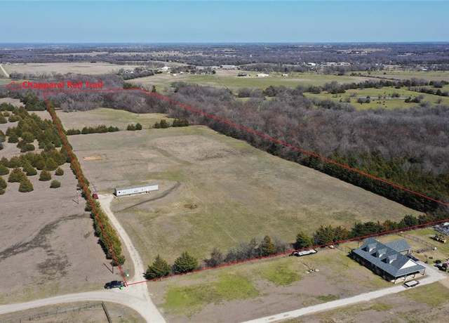 Property at 3013 Country Rd, Farmersville, TX 75442, 3 beds, 2 baths
