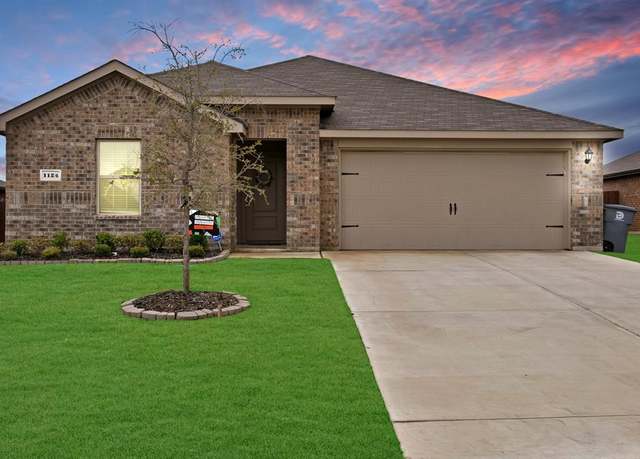 Property at 1124 Serena Dr, Dallas, TX 75253, 4 beds, 3 baths