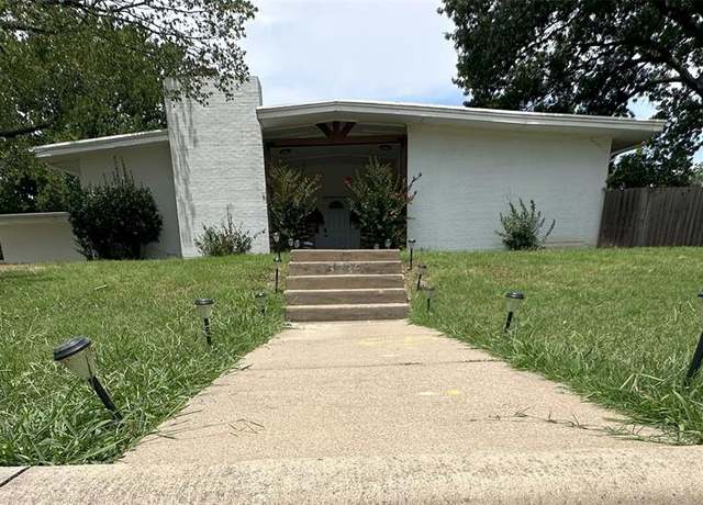 Property at 5736 Wedgmont Cir N, Fort Worth, TX 76133, 3 beds, 2 baths