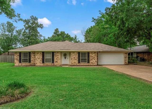 Property at 113 Park Blvd, Benton, LA 71006, 3 beds, 2 baths