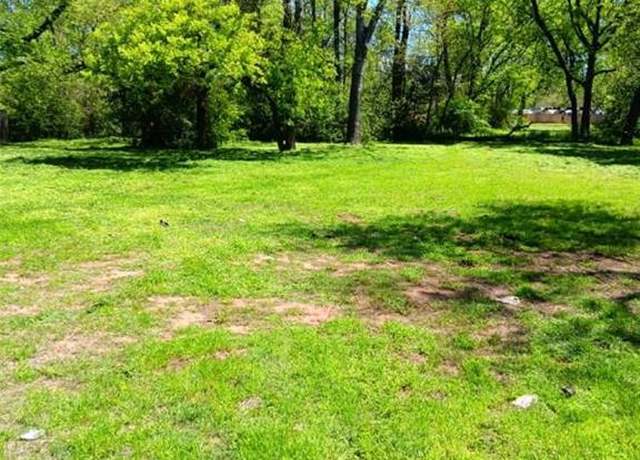 Property at 3804 De Maggio St, Dallas, TX 75210