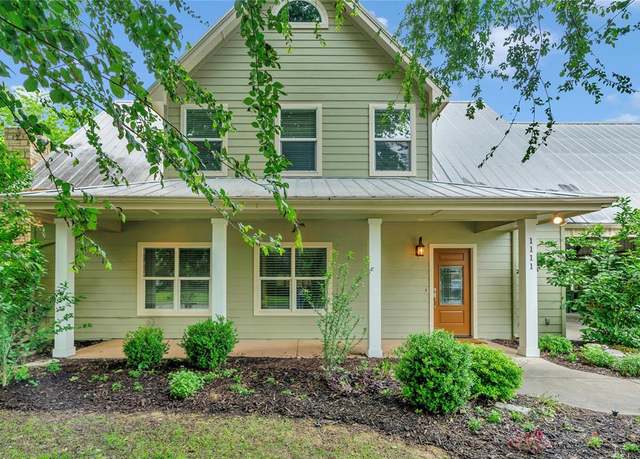 Property at 1111 College Ave, Glen Rose, TX 76043, 4 beds, 3.5 baths