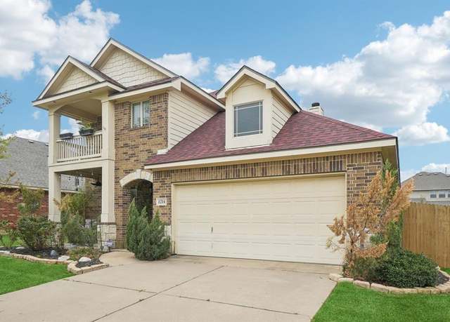 Property at 1214 Concho Trl, Mansfield, TX 76063, 4 beds, 2.5 baths