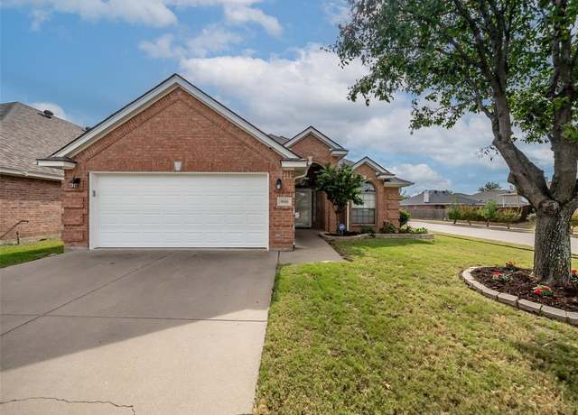 Property at 9050 River Trails Blvd, Fort Worth, TX 76118, 3 beds, 2 baths