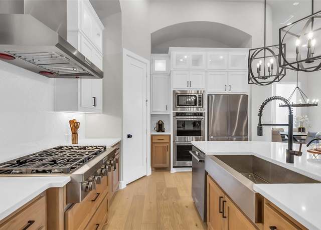 Property at 15592 Songbird St, Frisco, TX 75035, 4 beds, 4.5 baths