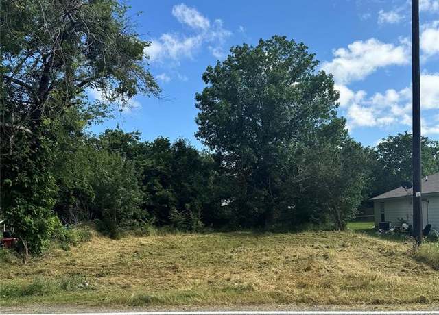 Property at 609 West Main St, Wolfe City, TX 75496