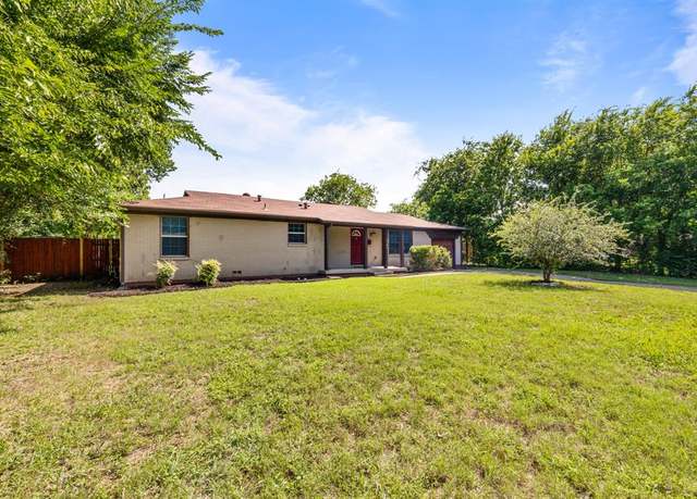 Property at 6704 Lavon Dr, Richland Hills, TX 76118, 3 beds, 2 baths