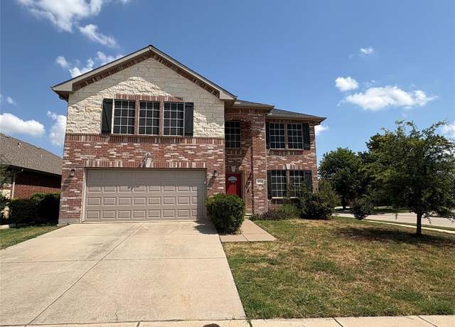 Property at 4545 Pangolin Dr, Fort Worth, TX 76244, 5 beds, 3 baths
