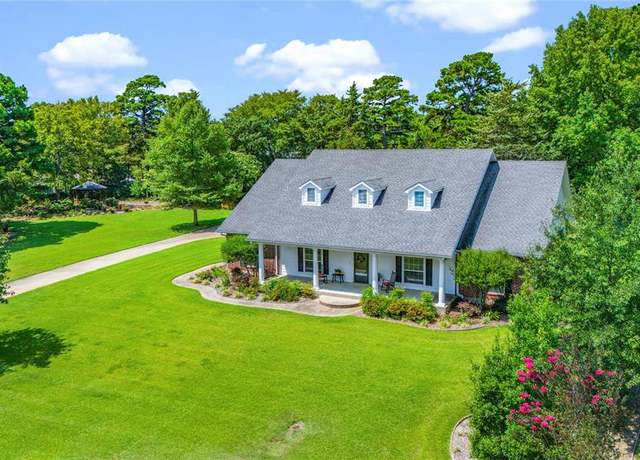 Property at 320 County Road 2317, Mineola, TX 75773, 3 beds, 2.5 baths