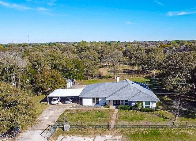 Property at 7185 Stephenson Levy Rd, Burleson, TX 76028, 3 beds, 2 baths