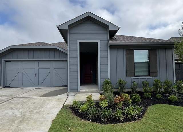 Property at 1768 River Bend Rd, Burleson, TX 76028, 5 beds, 3 baths