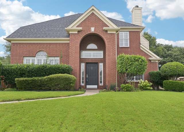 Property at 4700 Bear Run Dr, Plano, TX 75093, 3 beds, 2.5 baths