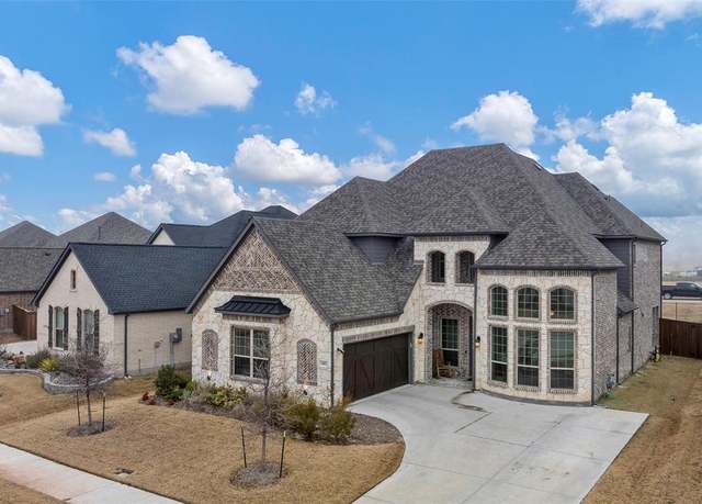 Property at 2402 Topaz Dr, Rockwall, TX 75087, 4 beds, 4 baths