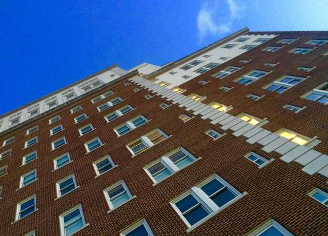 Property at 329 E Colorado Blvd, Dallas, TX 75203, 1 bed, 1 bath
