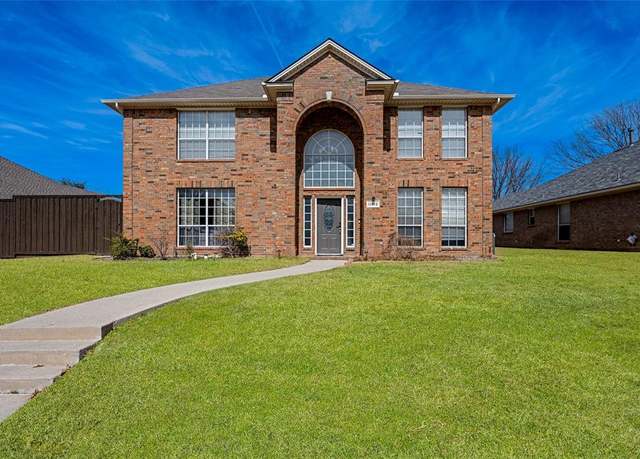Property at 11912 Primrose Ln, Frisco, TX 75035, 4 beds, 2.5 baths