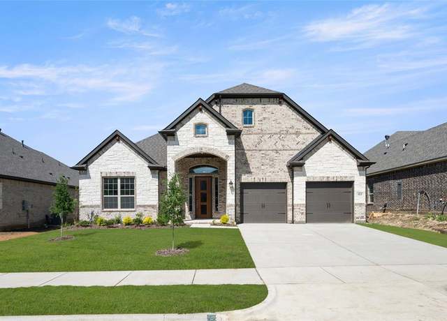 Property at 413 Daybreak Dr, Waxahachie, TX 75167, 4 beds, 3 baths