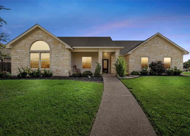 Property at 355 Cavitt Ct, Robinson, TX 76706, 4 beds, 2 baths