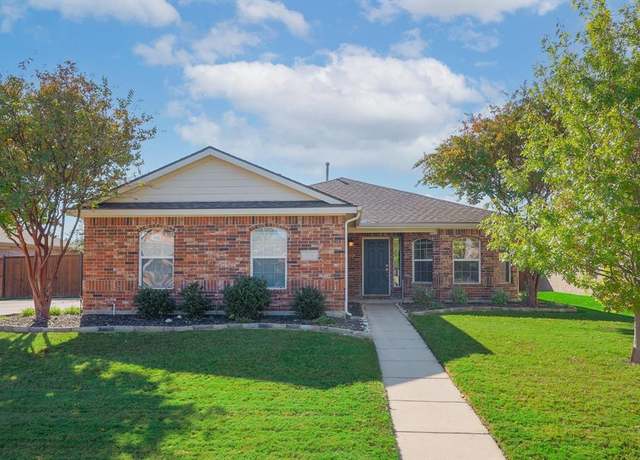 Property at 2316 Del Mar Ct, Denton, TX 76210, 3 beds, 2 baths