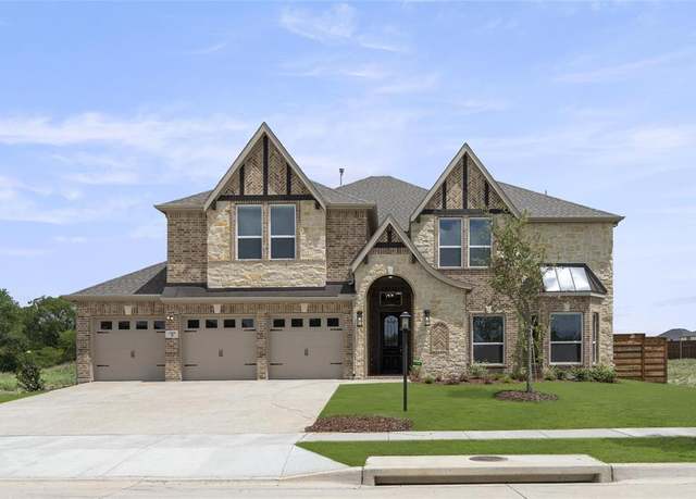 Property at 2105 Acorn Creek Cir, Mesquite, TX 75181, 5 beds, 4 baths