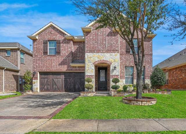 Property at 1216 Sioux St, Carrollton, TX 75010, 5 beds, 4 baths
