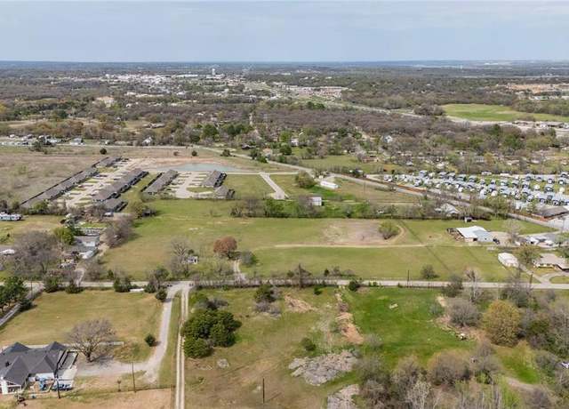 Property at 924 Fox Lane Rd, Azle, TX 76020