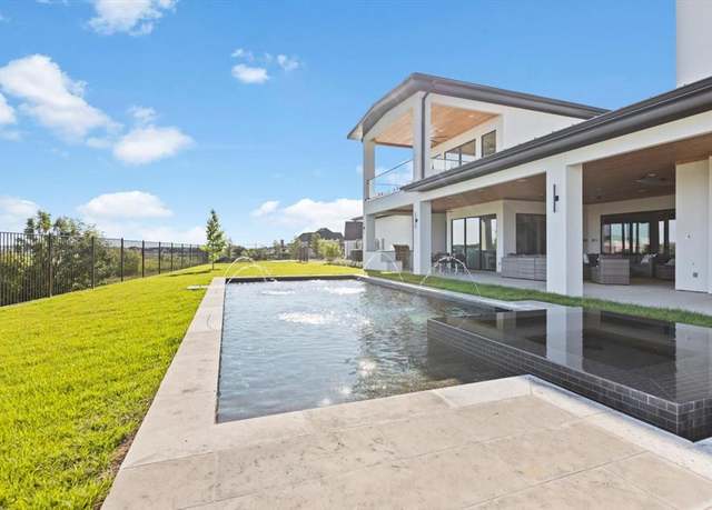 Property at 13616 Nouvelle Cir, Aledo, TX 76008, 4 beds, 4.5 baths
