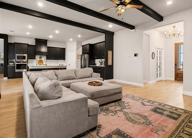 Property at 311 Lakota Pkwy, Waxahachie, TX 75165, 4 beds, 3.5 baths