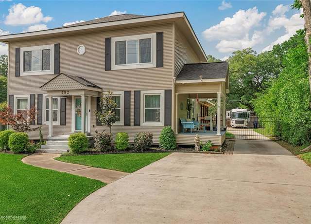 Property at 492 Albany Ave, Shreveport, LA 71105, 4 beds, 3 baths