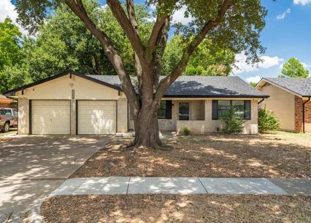 Property at 2309 Ruby Rd, Irving, TX 75060, 3 beds, 2 baths