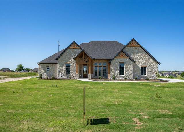 Property at 2017 Downslope Ln, Weatherford, TX 76087, 4 beds, 3 baths