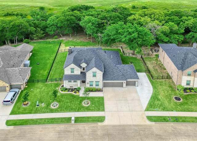 Property at 1504 Bearpath Way, Gunter, TX 75058, 4 beds, 3 baths