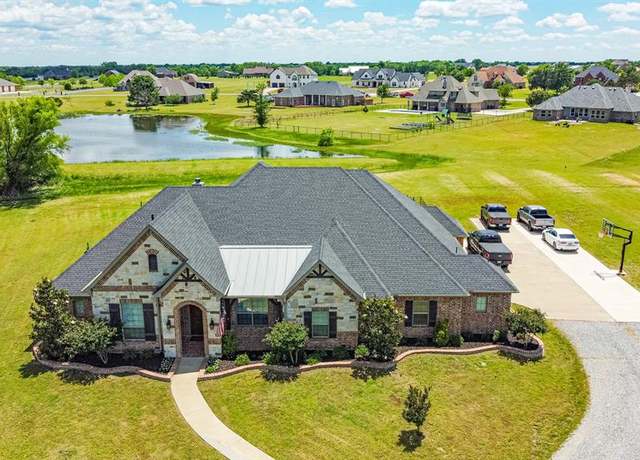Property at 44 Mirror Lakes Ct, Gunter, TX 75058, 4 beds, 3.5 baths