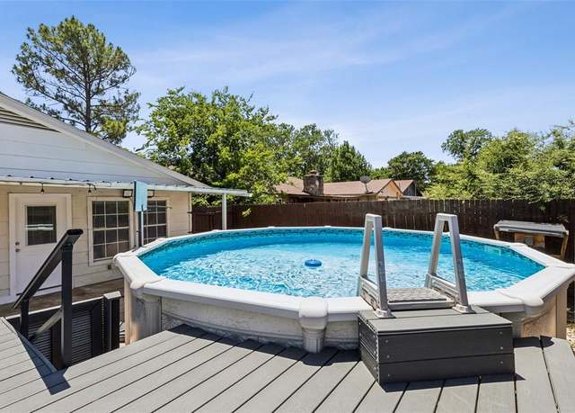 Property at 3303 Kensington Dr, Mesquite, TX 75150, 3 beds, 2 baths