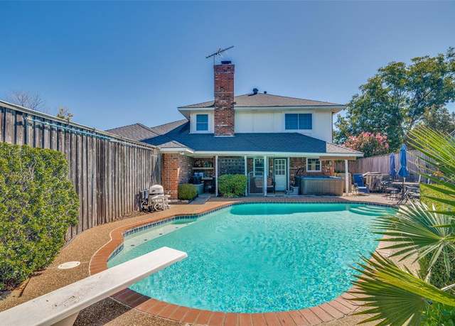 Property at 321 Kingsbridge Dr, Garland, TX 75040, 4 beds, 2.5 baths