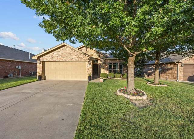 Property at 221 Spring Hollow Dr, Saginaw, TX 76131, 4 beds, 2 baths