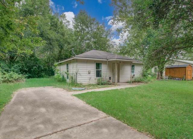 Property at 26410 Welch Ln, Splendora, TX 77372, 2 beds, 1 bath