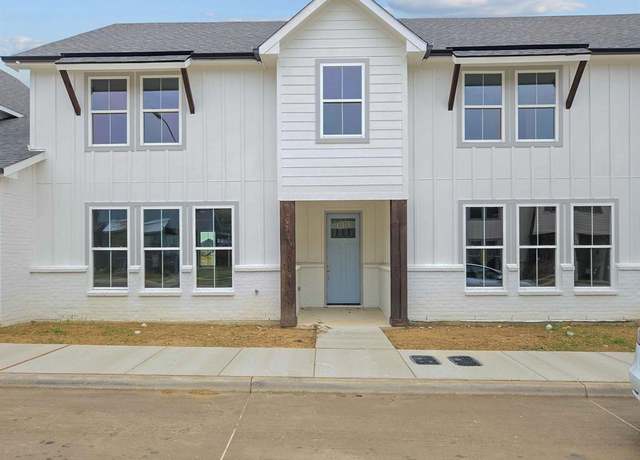 Property at 9569 Thorncrown Ln, Fort Worth, TX 76179, 3 beds, 2.5 baths