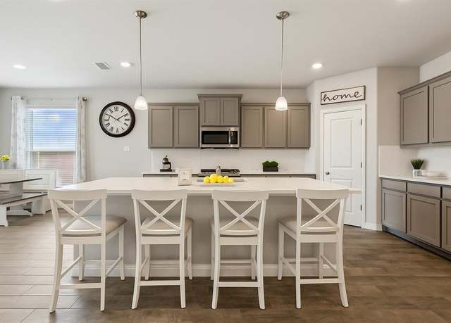 Property at 14520 Caelum Dr, Haslet, TX 76052, 5 beds, 3 baths
