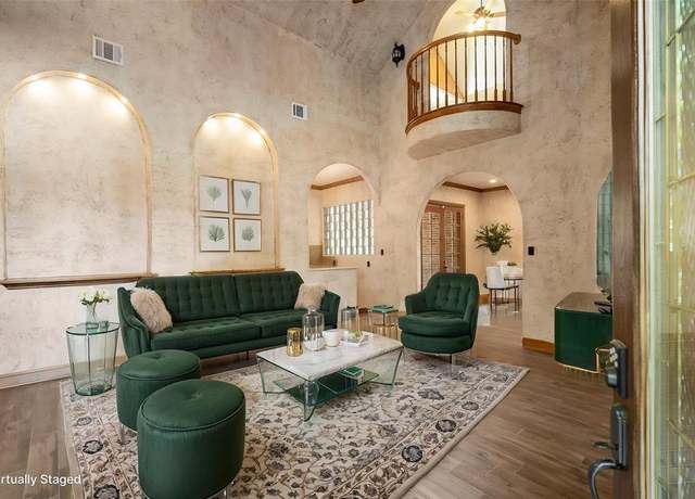 Property at 112 Bonita Dr, Springtown, TX 76082, 4 beds, 3 baths