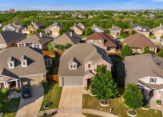 Property at 1401 Wood Duck Dr, Little Elm, TX 75068, 5 beds, 3 baths