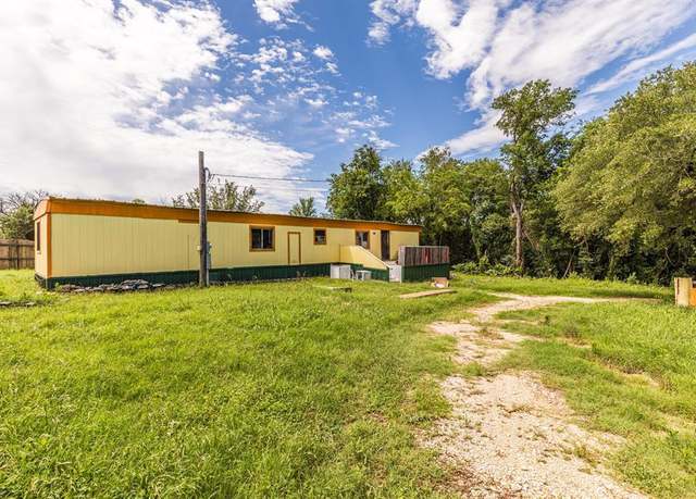 Property at 190 Creek Dr, Whitney, TX 76692, 2 beds, 1 bath
