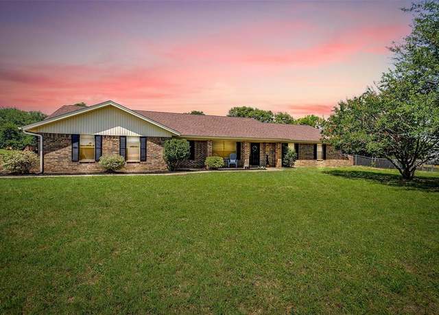 Property at 2720 Hill Ln, Keene, TX 76031, 4 beds, 2.5 baths