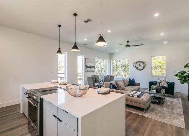 Property at 2210 Shea Rd #105, Dallas, TX 75235, 2 beds, 2.5 baths